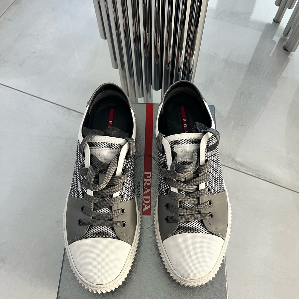 Prada Calzature Uomo Lace Up Shoes Sz 11 Pristine Condition